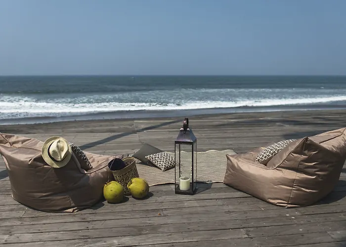 Absolute Beachfront Romantic Laut * Krambitan
